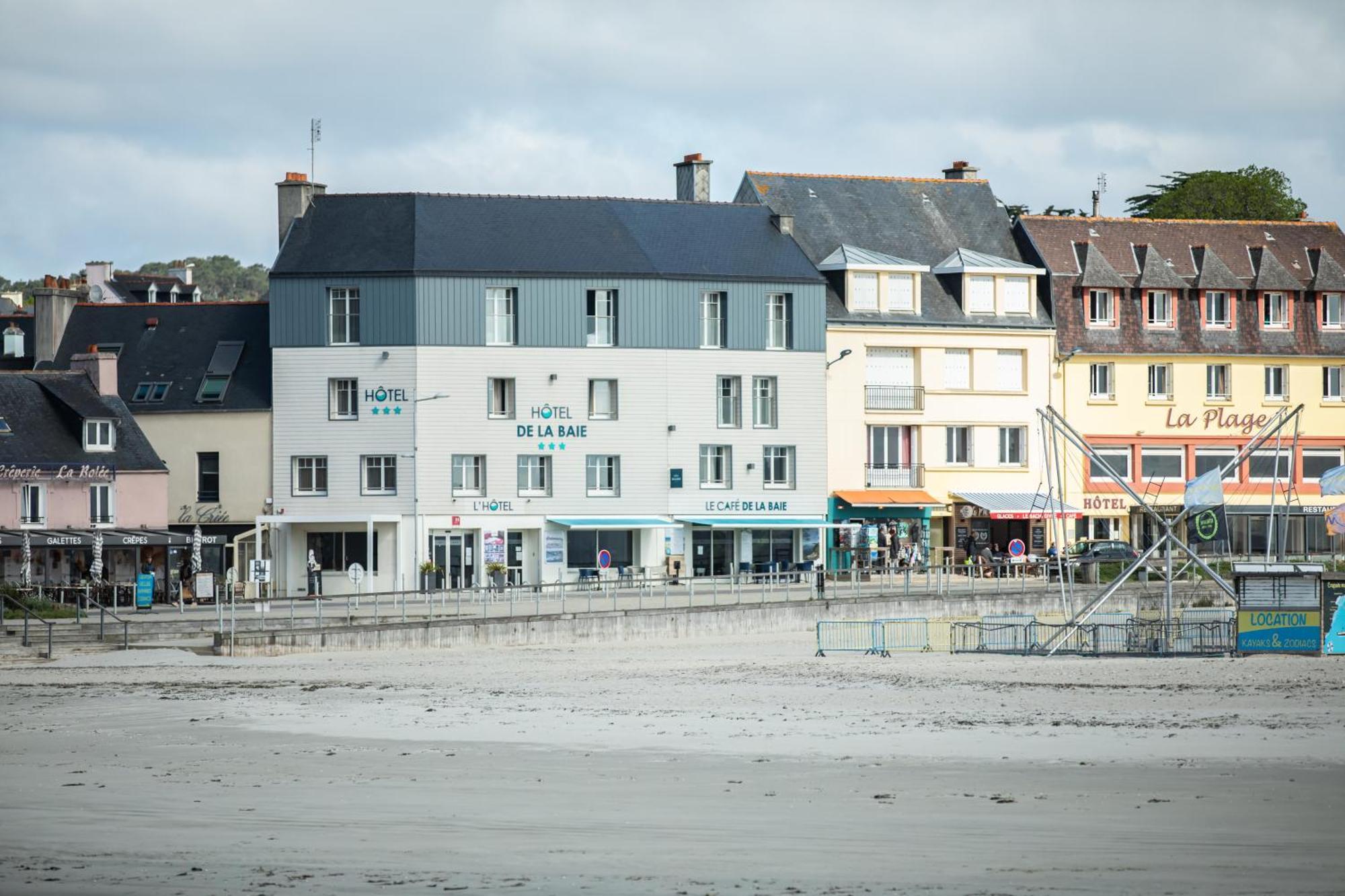 Hotel De La Baie Crozon Esterno foto